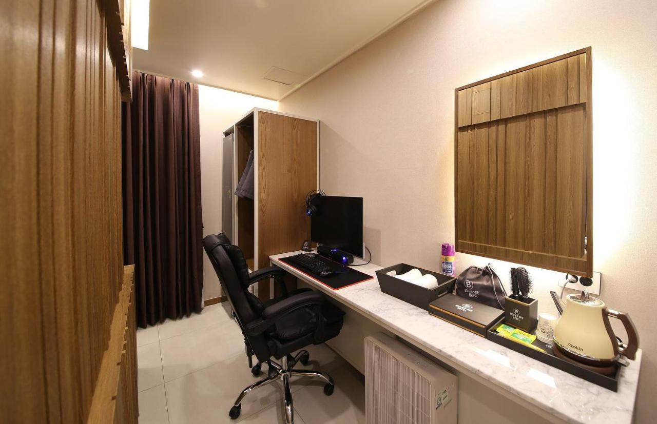 Brown Dot Hotel Sinan Gwangju Metropolitan City Buitenkant foto
