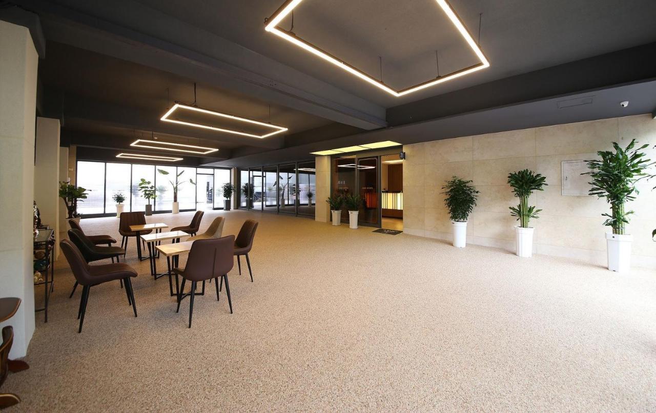 Brown Dot Hotel Sinan Gwangju Metropolitan City Buitenkant foto