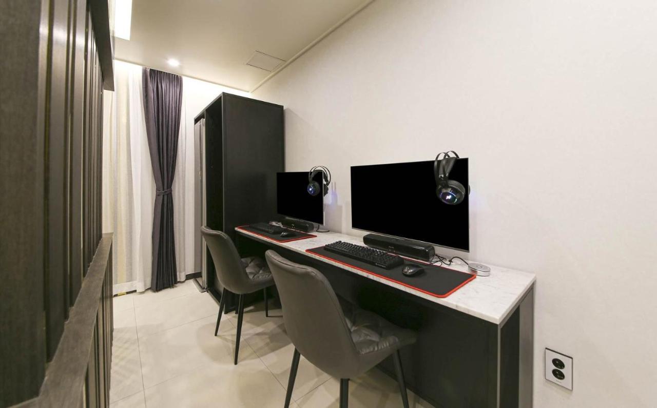 Brown Dot Hotel Sinan Gwangju Metropolitan City Buitenkant foto